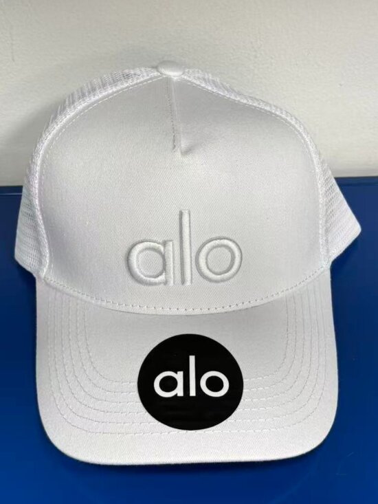Accessories - ALO Yoga District Trucker Hat, White Street Style Baseball Cap